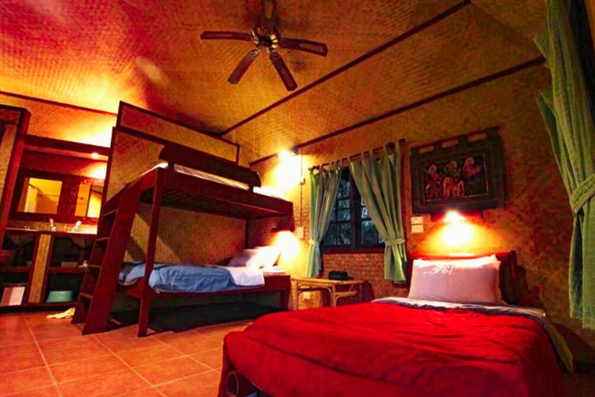 Hotel Old Tree'S House Mae Ai Esterno foto
