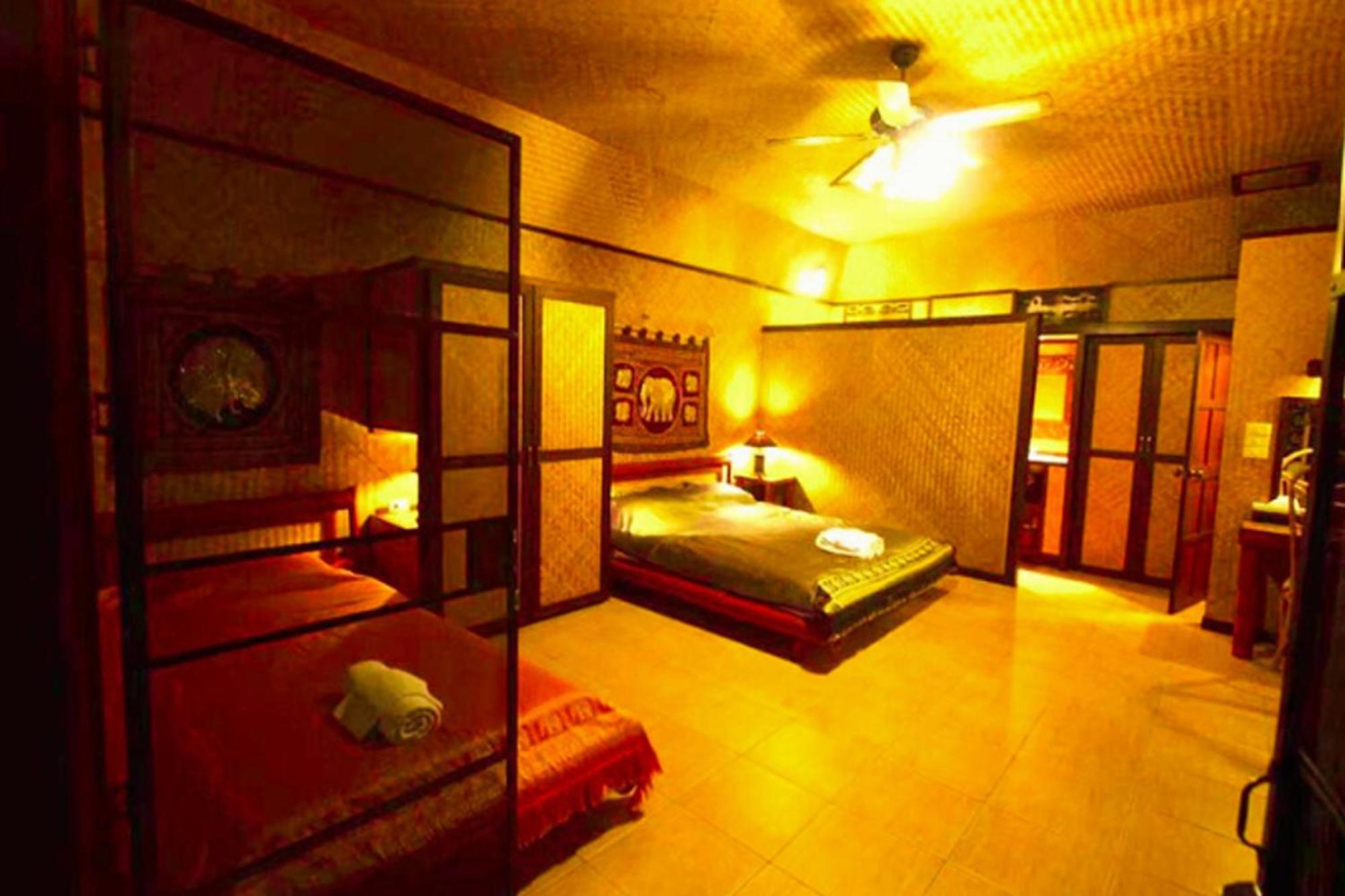 Hotel Old Tree'S House Mae Ai Esterno foto